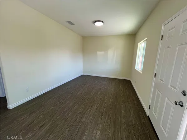 $2,100 | 1081 West Rialto Avenue, San Bernardino, CA 92410