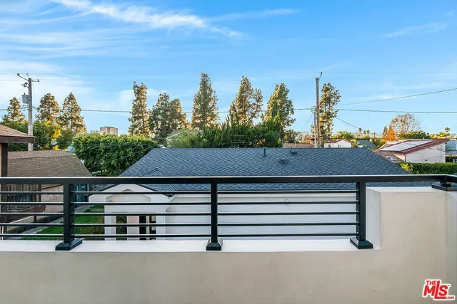 $2,700,000 | 421 North Catalina Street, Burbank, CA 91505