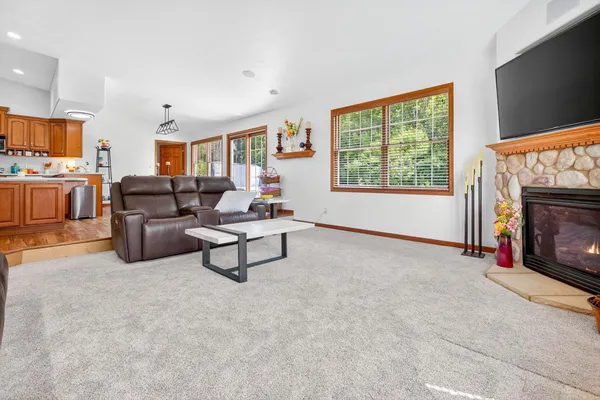 $474,900 | 4424 Harbor Village Drive, Omro, WI 54963