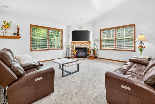 $474,900 | 4424 Harbor Village Drive, Omro, WI 54963
