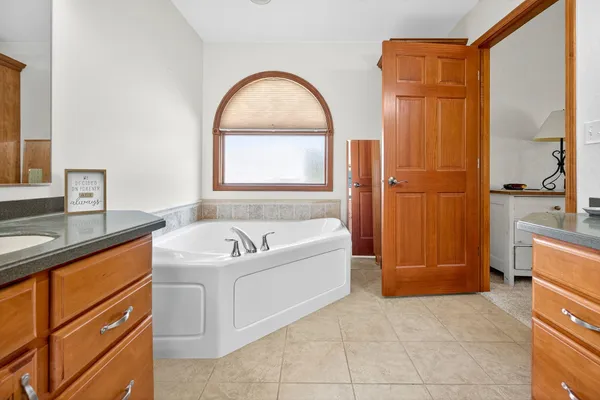 $474,900 | 4424 Harbor Village Drive, Omro, WI 54963