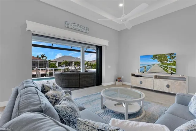 a view of a dining room and livingroom view
