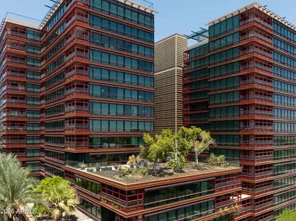 $945,000 | 4808 North 24th Street, Unit 627, Phoenix, AZ 85016