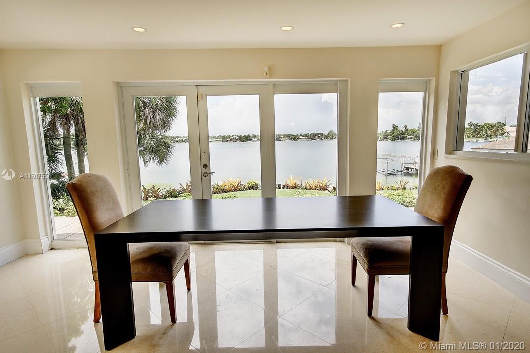 13724 Southwest 92nd Court Miami, FL 33176 - Photo 15 of 32