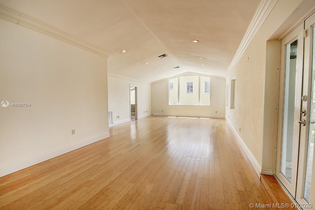 13724 Southwest 92nd Court Miami, FL 33176 - Photo 22 of 32