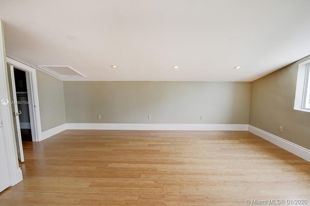 13724 Southwest 92nd Court Miami, FL 33176 - Photo 24 of 32