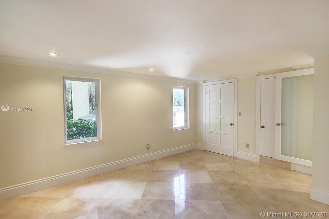 13724 Southwest 92nd Court Miami, FL 33176 - Photo 25 of 32