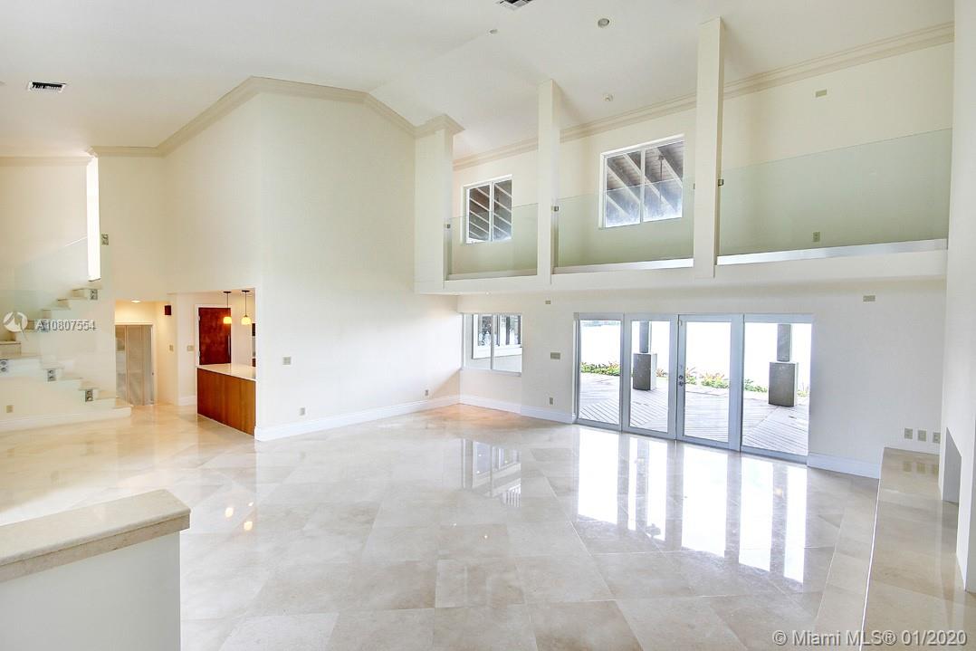 13724 Southwest 92nd Court Miami, FL 33176 - Photo 7 of 32