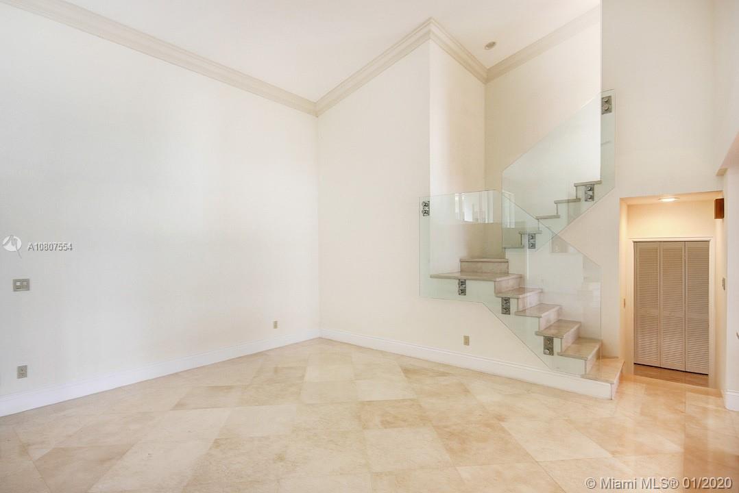 13724 Southwest 92nd Court Miami, FL 33176 - Photo 10 of 32