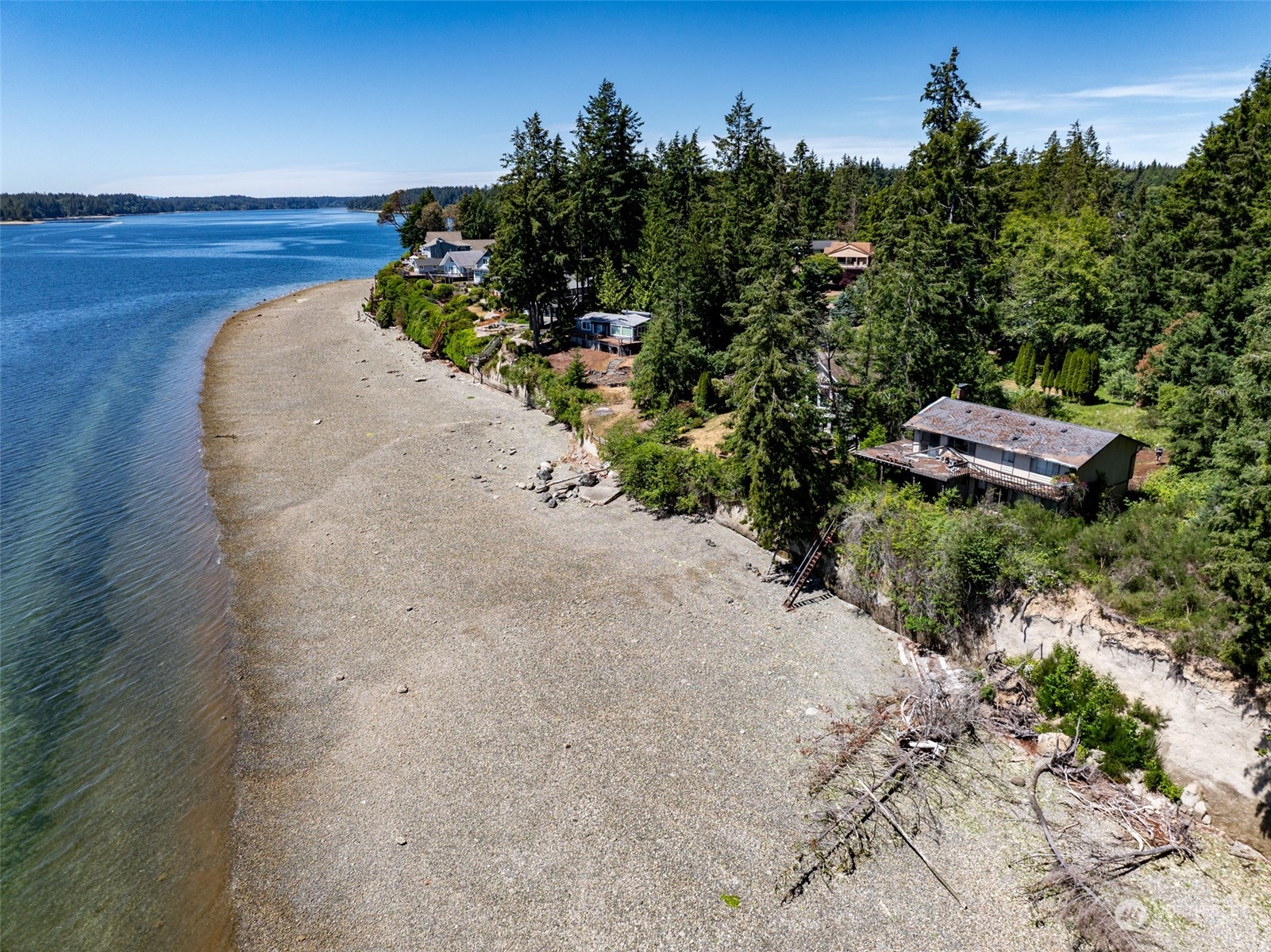 723 East Stretch Island Road South Grapeview, WA 98546 - Photo 4 of 25 Gallery Image 4