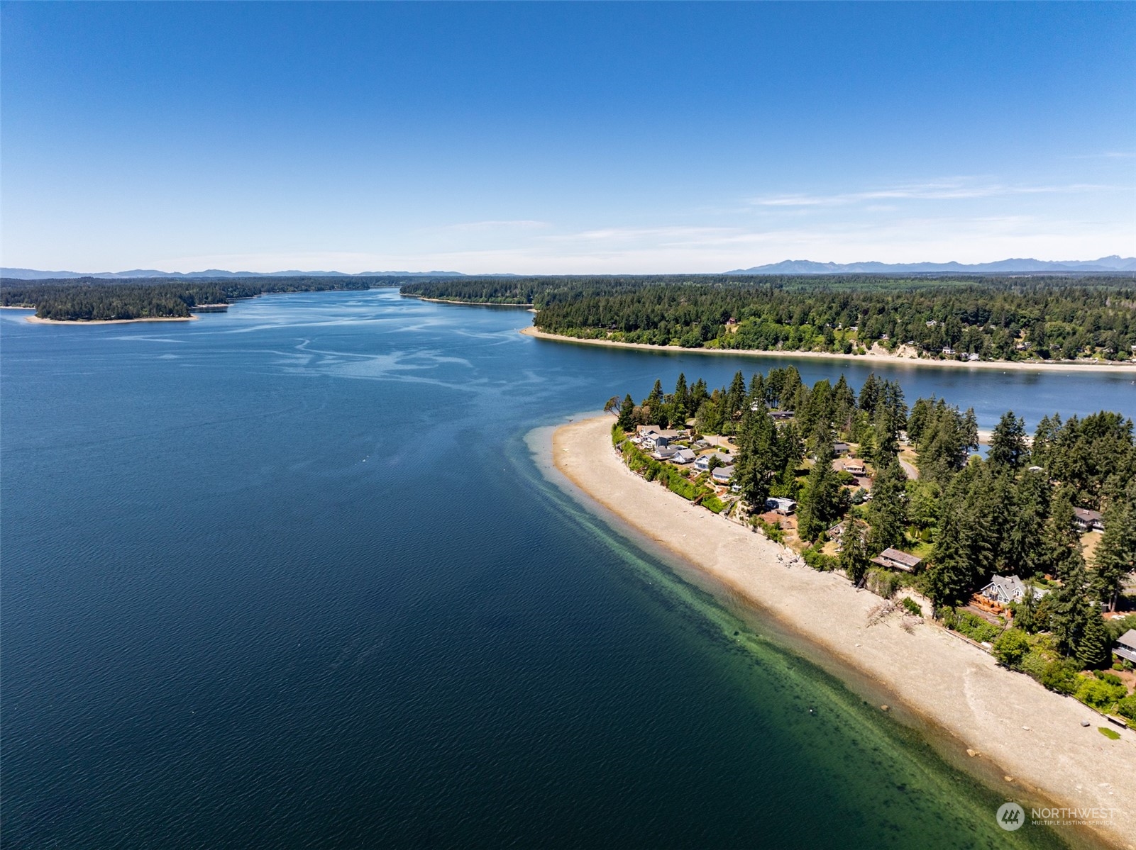 723 East Stretch Island Road South Grapeview, WA 98546 - Photo 8 of 25 Gallery Image 8