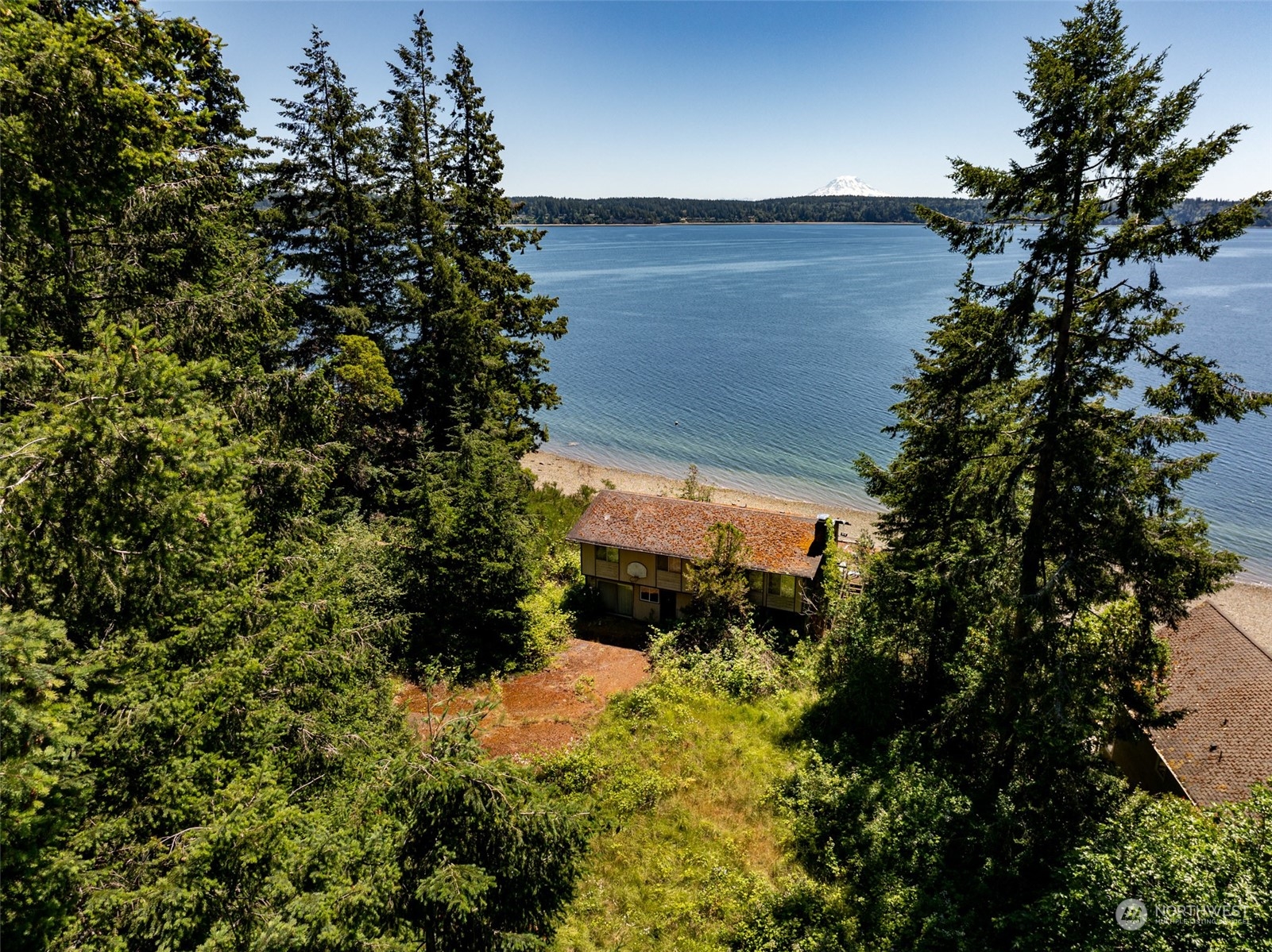 723 East Stretch Island Road South Grapeview, WA 98546 - Photo 9 of 25 Gallery Image 9