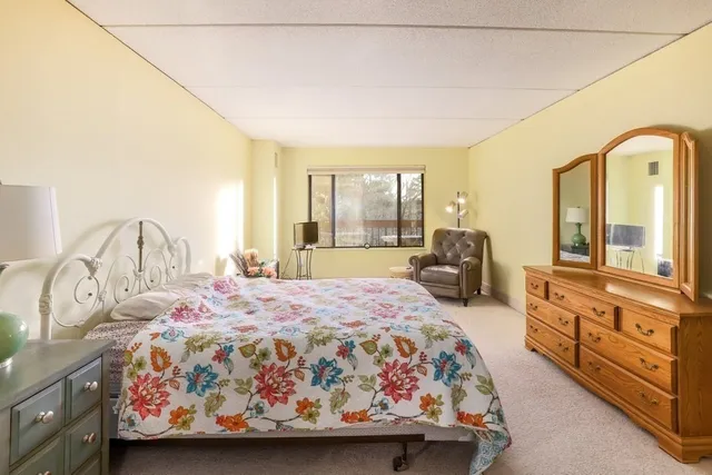 $500,000 | 1550 Worcester Road, Unit 621, Framingham, MA 01702