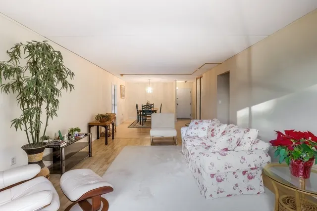 $500,000 | 1550 Worcester Road, Unit 621, Framingham, MA 01702