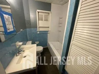 $542,000 | 6 Gates Avenue, East Brunswick, NJ 08816