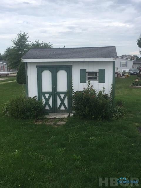 1900 Deer Ridge Drive Findlay, OH 45840 - Photo 2 of 4 Photo 2