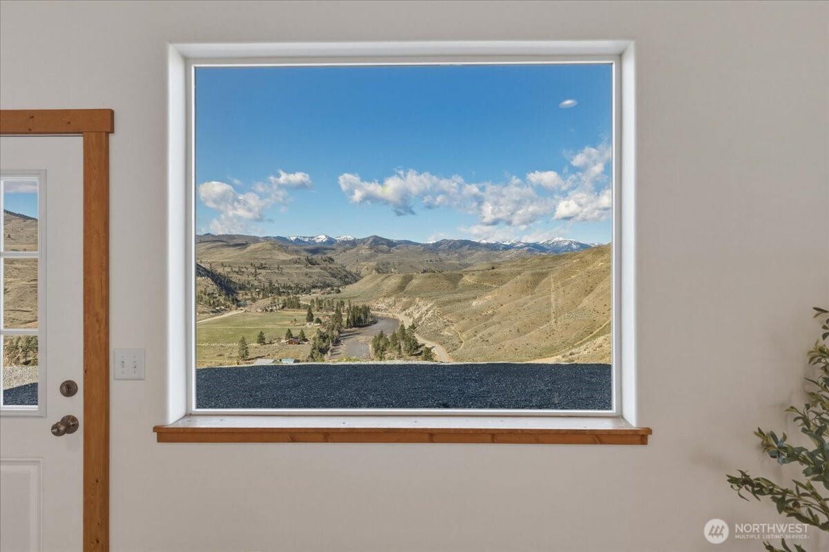 2 Island View Lane Methow, WA 98834 - Photo 11 of 35 a view of a window