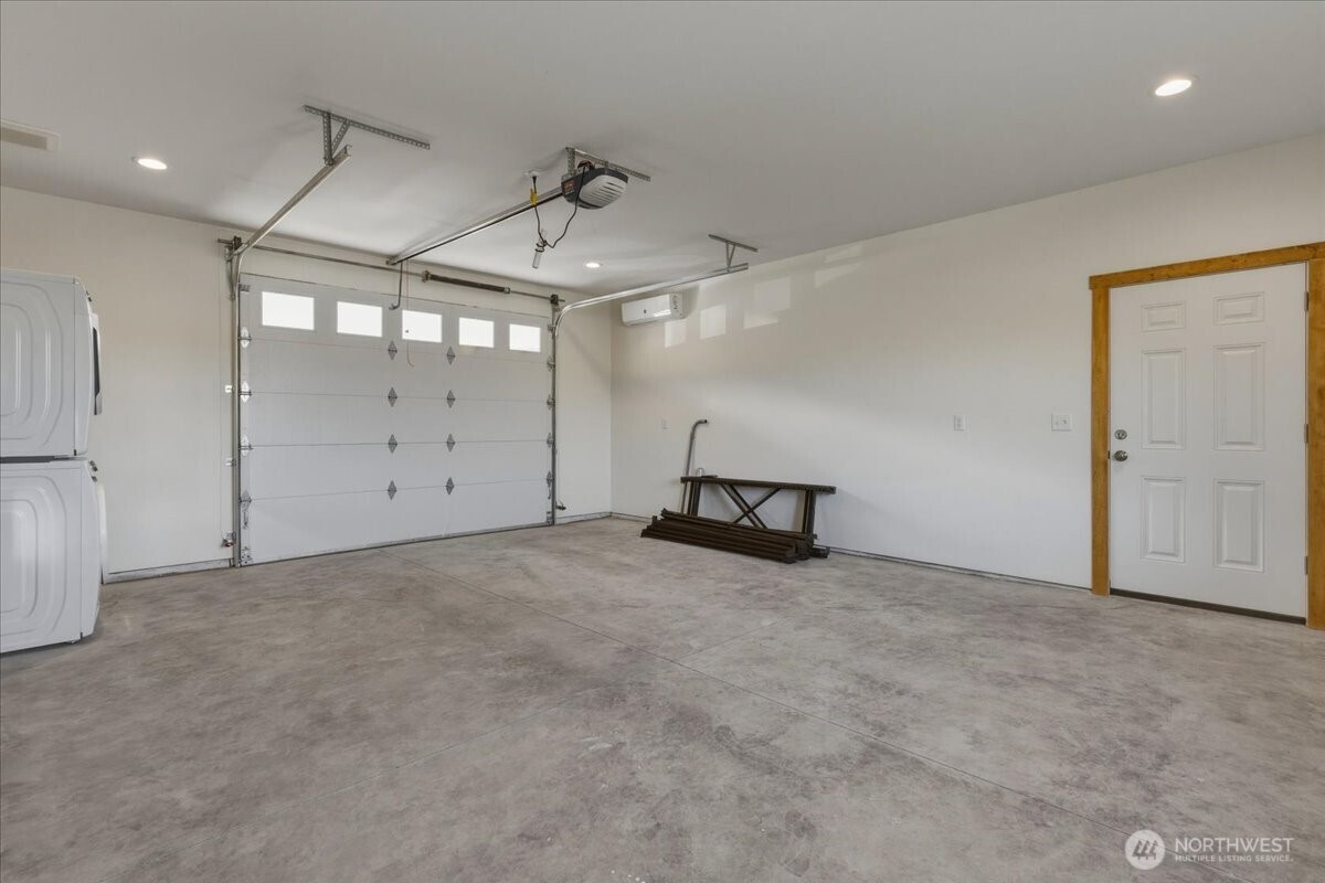 2 Island View Lane Methow, WA 98834 - Photo 26 of 35 a view of a garage