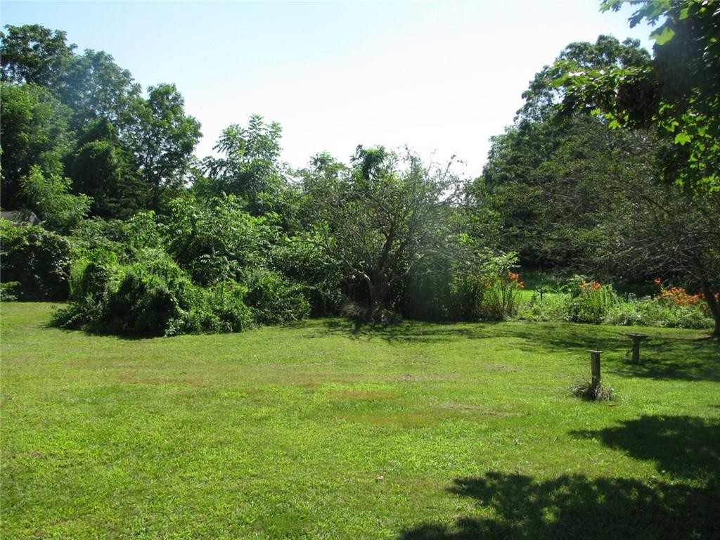 580 Puncatest Neck Road Tiverton, RI 02878 - Photo 6 of 23 Gallery Image 6