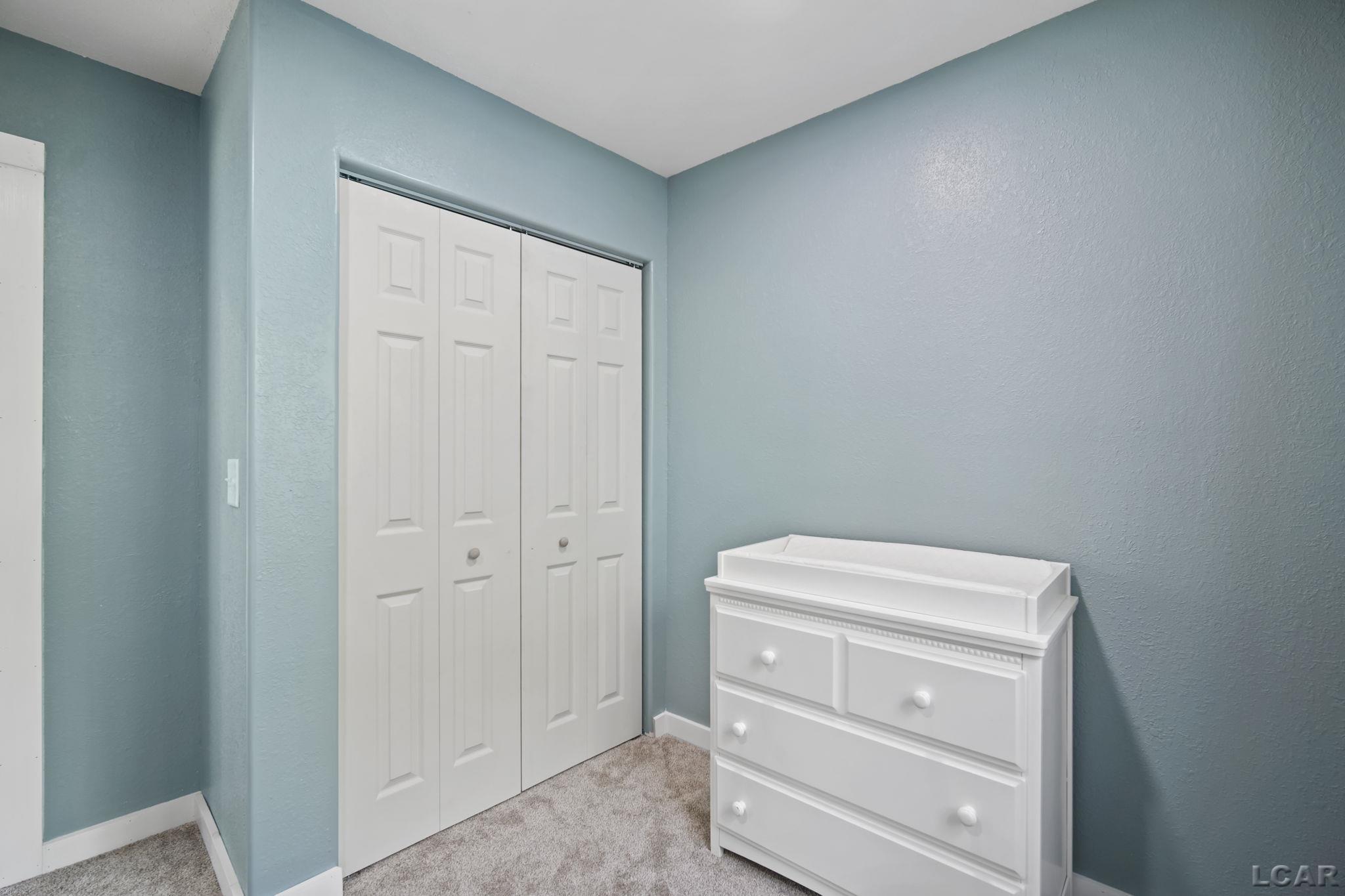 1025 East Carleton Road Adrian, MI 49221 - Photo 13 of 37 50141334-fb880a29-1d5d-4907-94eb-8a511a2ac714.JPG