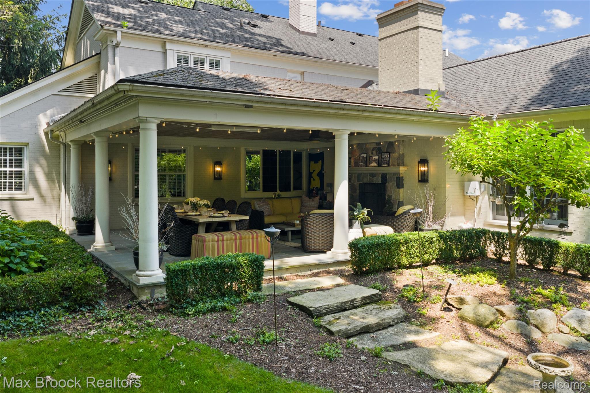 375 Dunston Road Bloomfield Hills, MI 48304 - Photo 4 of 59 Patio