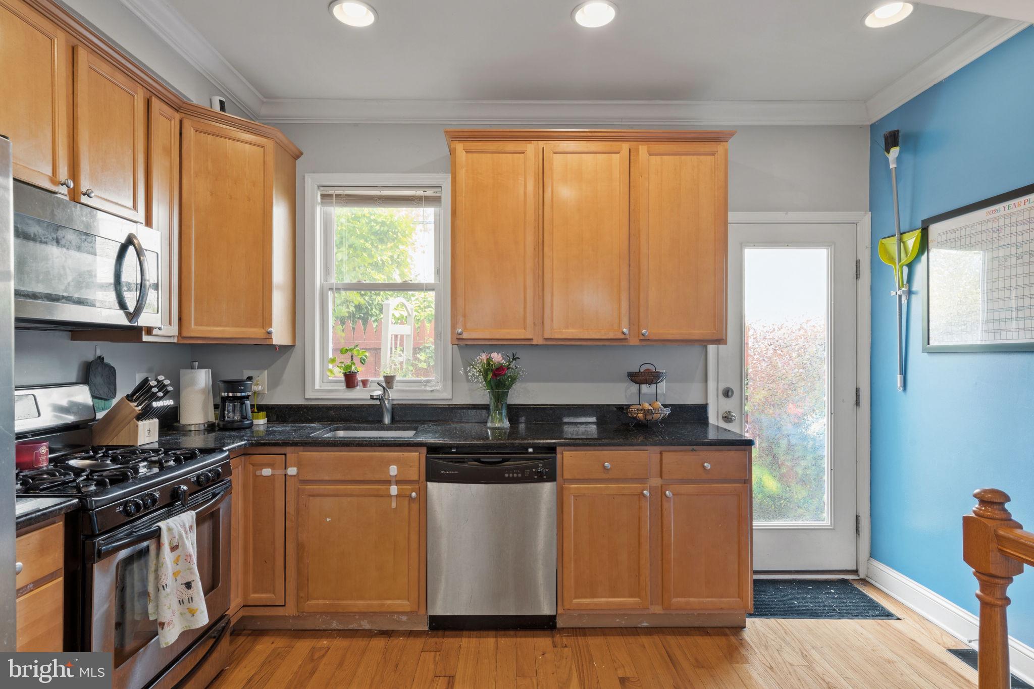 1911 Webster Street Philadelphia, PA 19146 - Photo 7 of 24