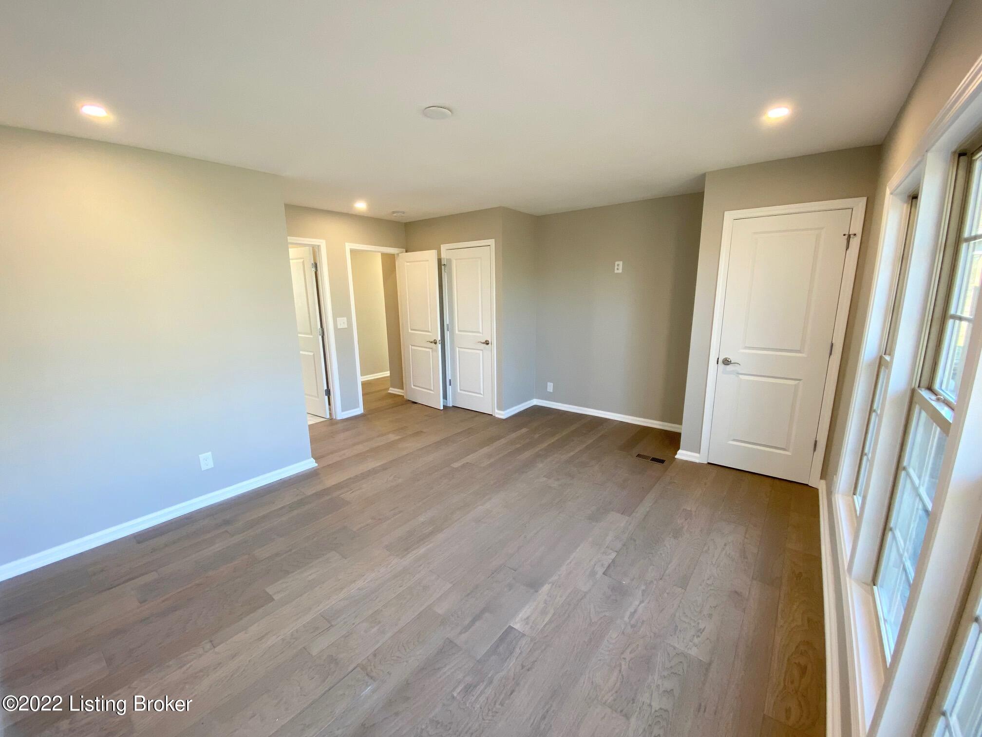 2885 Lake Jericho Road Smithfield, KY 40068 - Photo 13 of 48 Primary Bedrm Boasts 1 Spacious Walk In Closet & 2 Single Closets