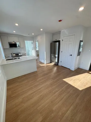 $1,995 | 41 Elm Street, Unit 101, Andover, MA 01810