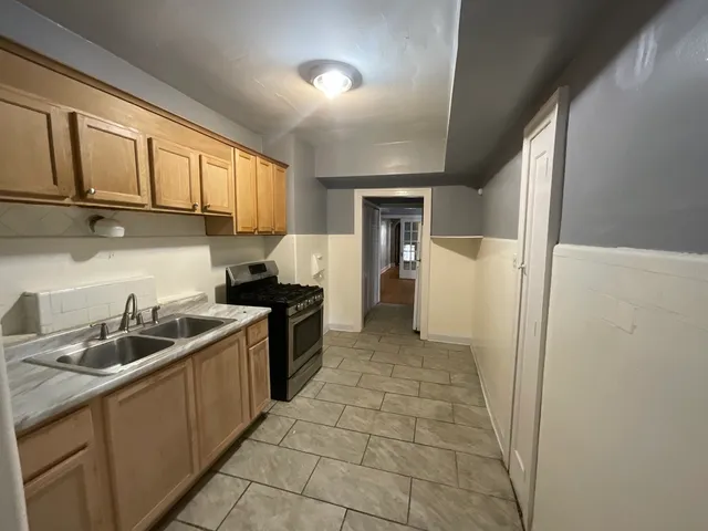 $2,000 | 148 North Mason Avenue, Unit 3A, Chicago, IL 60644