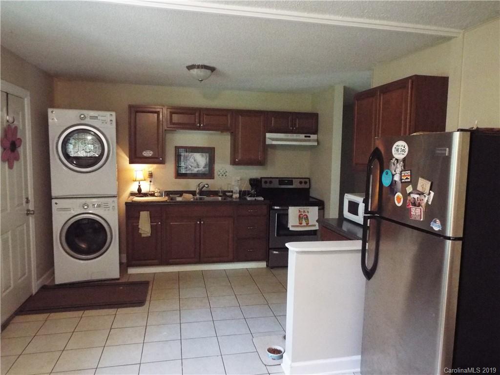 203 Springhill Lane Maiden, NC 28650 - Photo 2 of 15 Gallery Image 2