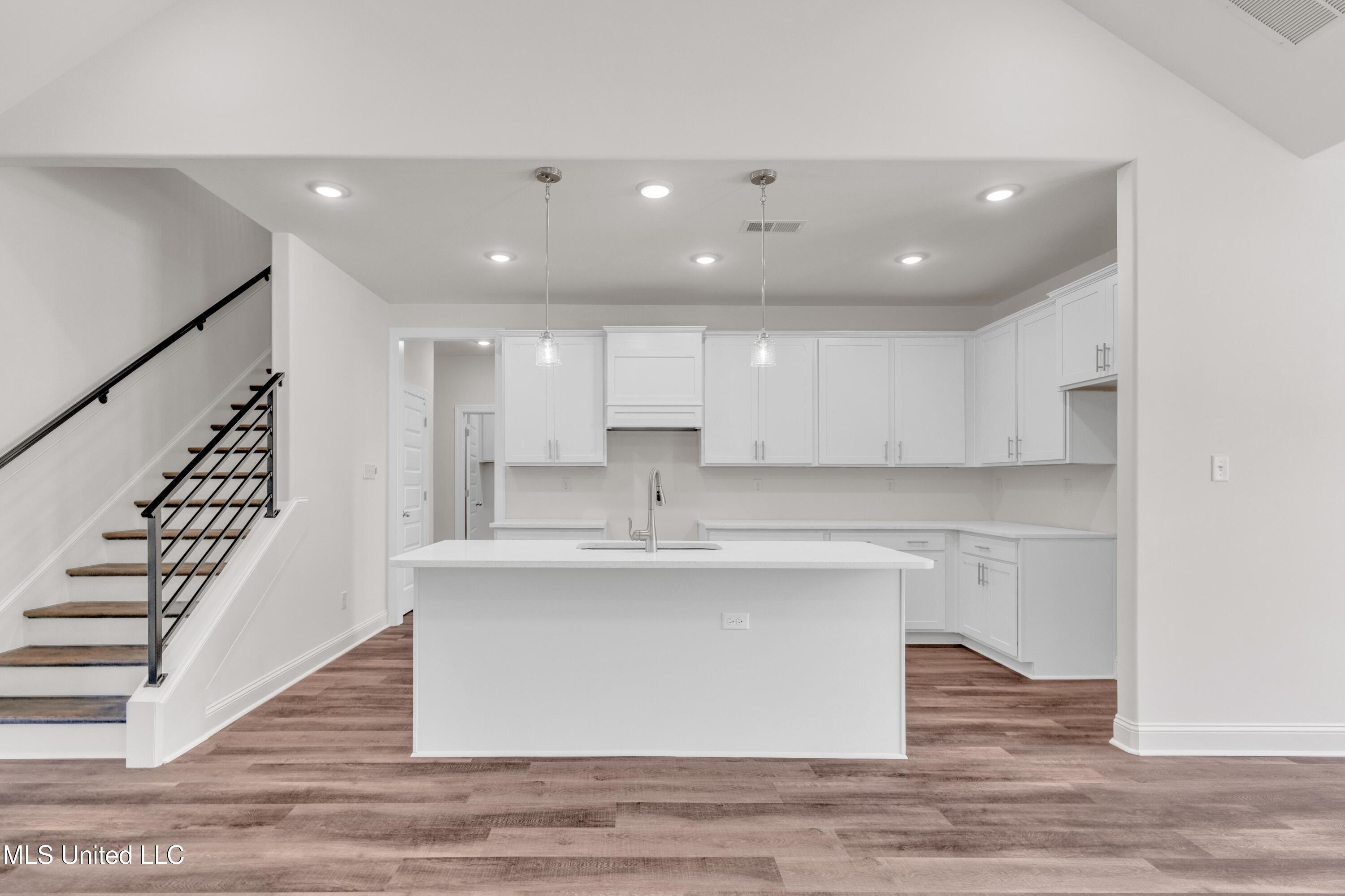 190 Centerline Roper Loop Byhalia, MS 38611 - Photo 9 of 26 A1_01184