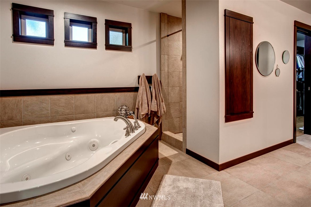 4604 212th Street Southeast Bothell, WA 98021 - Photo 8 of 21