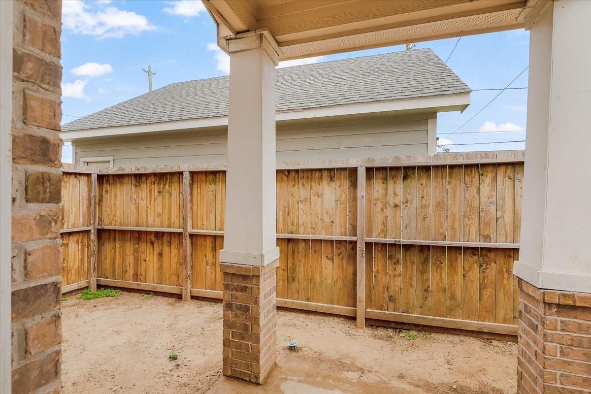 6501 Stratton Street Houston, TX 77023 - Photo 27 of 46