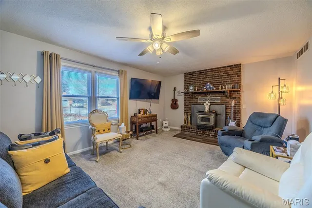 $245,000 | 1618 Finn Drive, Lebanon, MO 65536