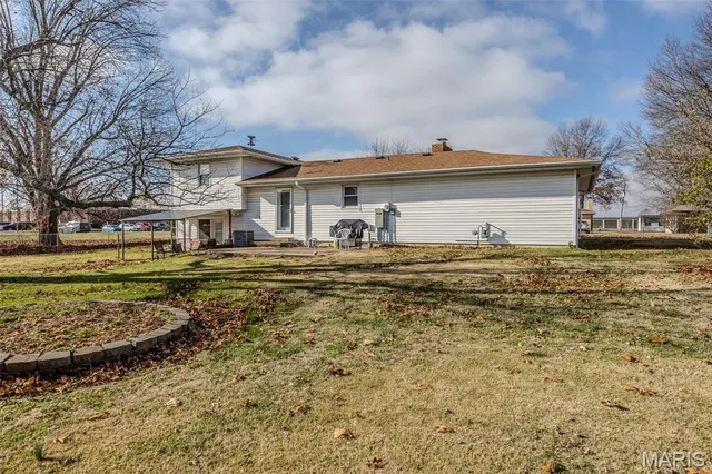 $245,000 | 1618 Finn Drive, Lebanon, MO 65536