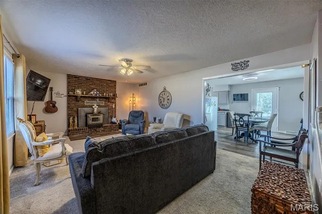 $245,000 | 1618 Finn Drive, Lebanon, MO 65536