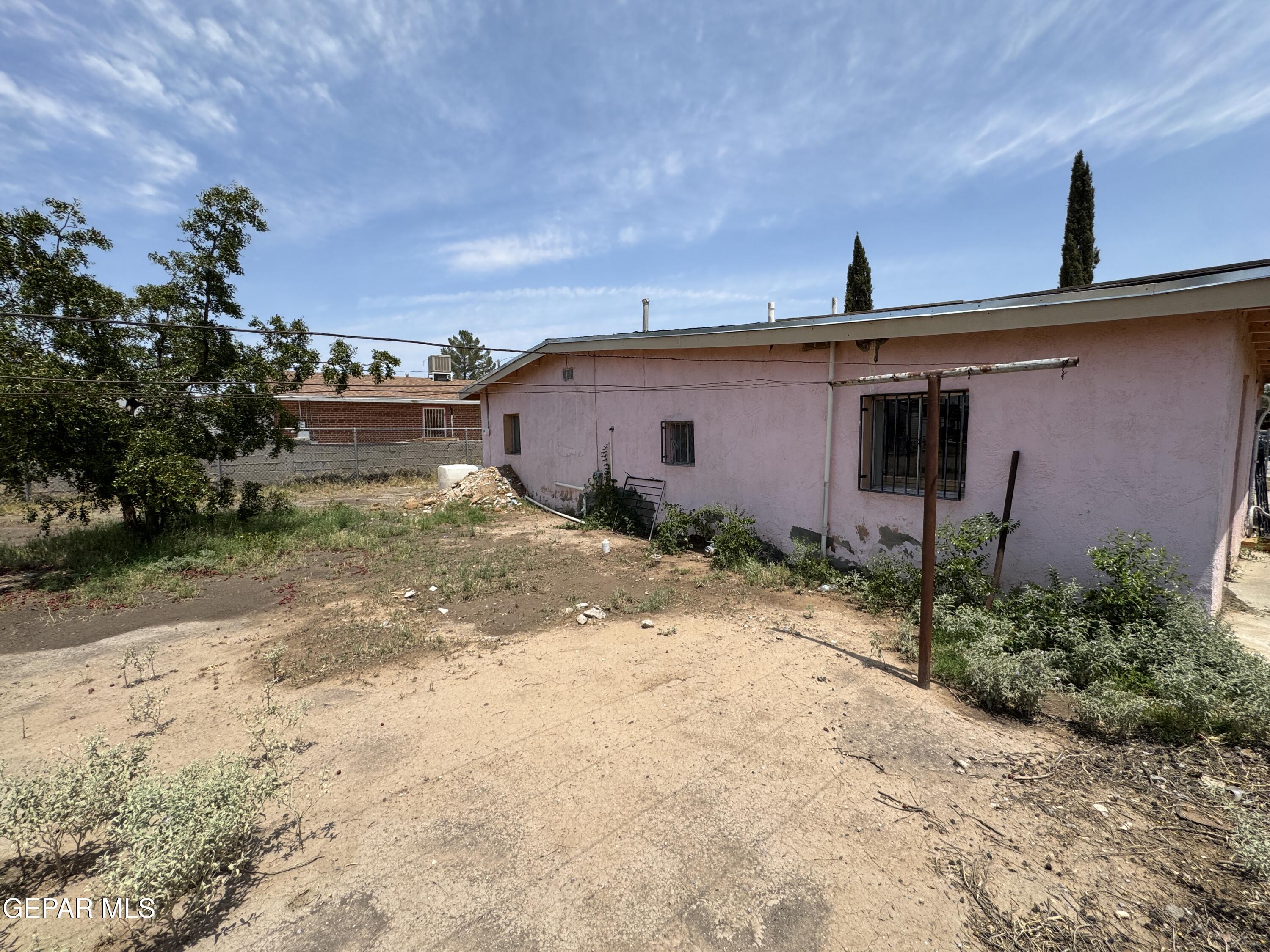 11448 Ernest Road Socorro, TX 79927 - Photo 3 of 18 IMG_0057