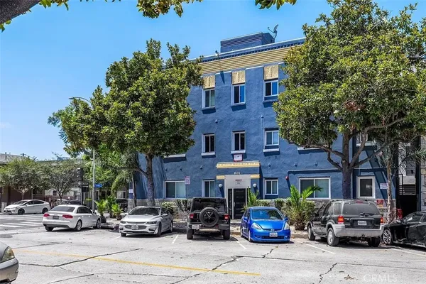 $1,975 | 601 Linden Avenue, Unit 104, Long Beach, CA 90802