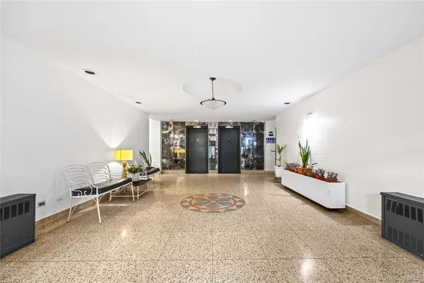 $319,000 | 2835 Webb Avenue, Unit 9E | Kingsbridge Heights