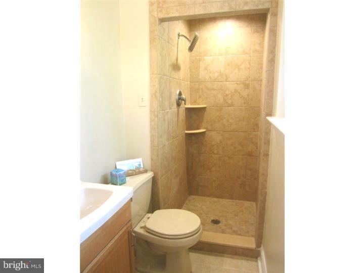 225 South Pennell Road Media, PA 19063 - Photo 21 of 25 Bathroom