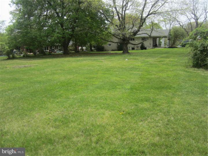 225 South Pennell Road Media, PA 19063 - Photo 24 of 25 Back Yard