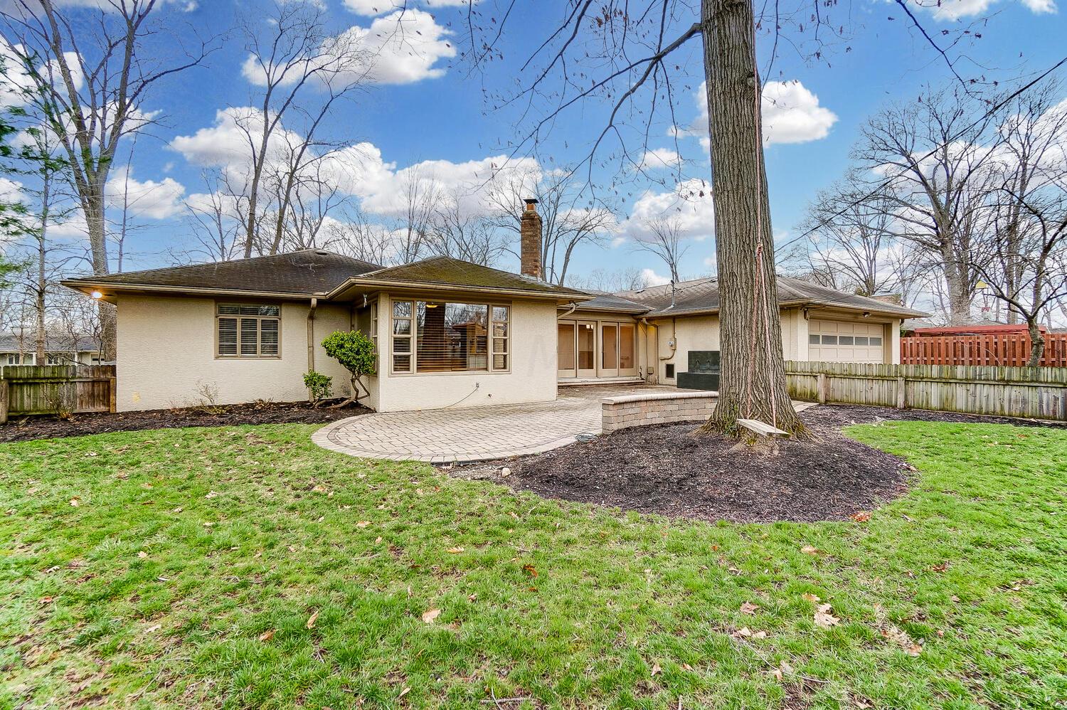3112 Leeds Road Columbus, OH 43221 - Photo 36 of 40 50034611-036_web