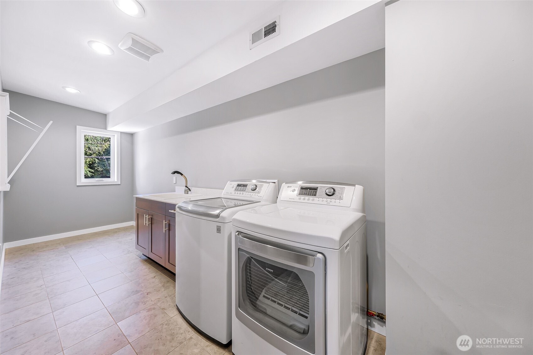 4333 Southwest Trenton Street Seattle, WA 98136 - Photo 32 of 39 Gallery Image 32