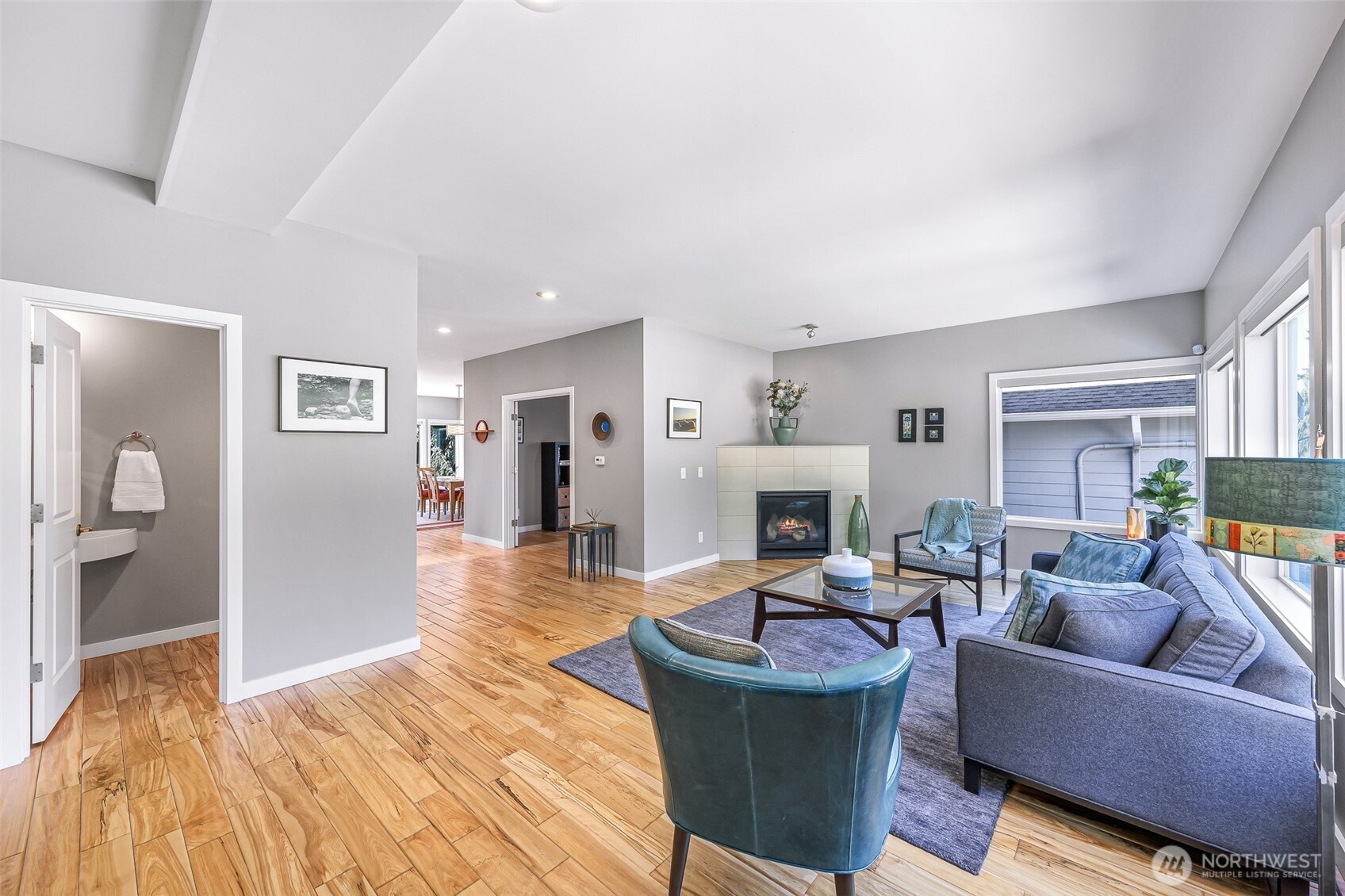 4333 Southwest Trenton Street Seattle, WA 98136 - Photo 7 of 39 Gallery Image 7
