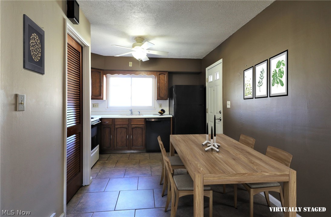 4446 Burkey Road Youngstown, OH 44515 - Photo 7 of 28 Gallery Image 7