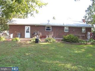734 Evans Road Boyertown, PA 19512 - Photo 4 of 6 Gallery Image 4