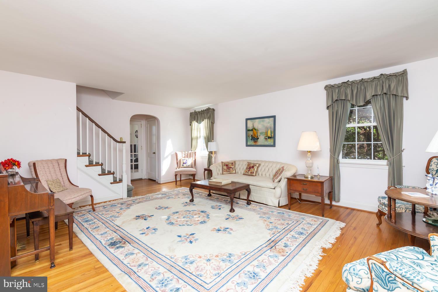517 Rutherford Drive Springfield, PA 19064 - Photo 3 of 29