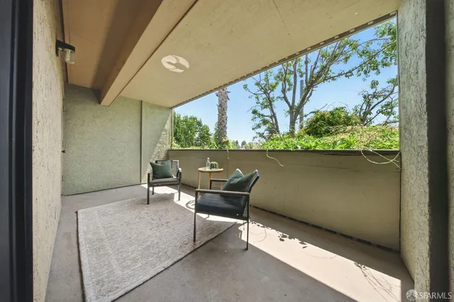 $355,000 | 16006 East 14th Street, Unit 101, San Leandro, CA 94578