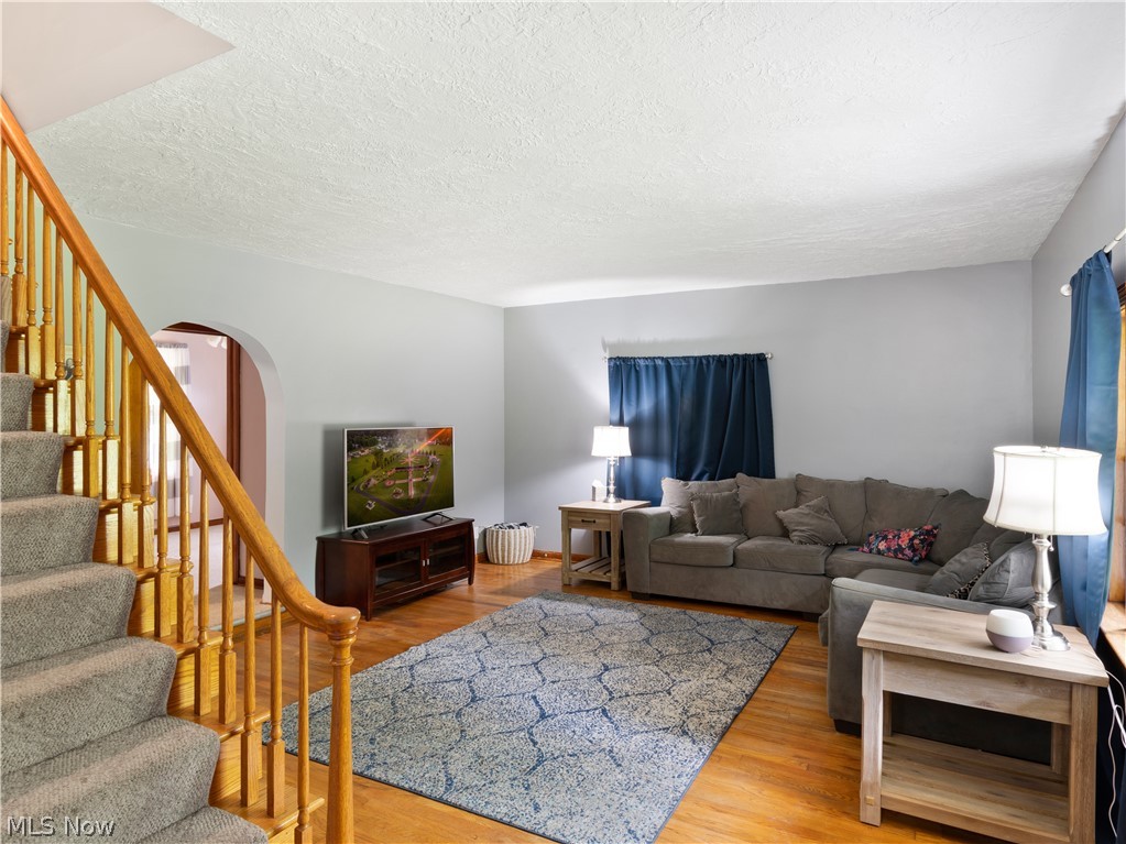 2162 Jacoby Road Akron, OH 44321 - Photo 20 of 35