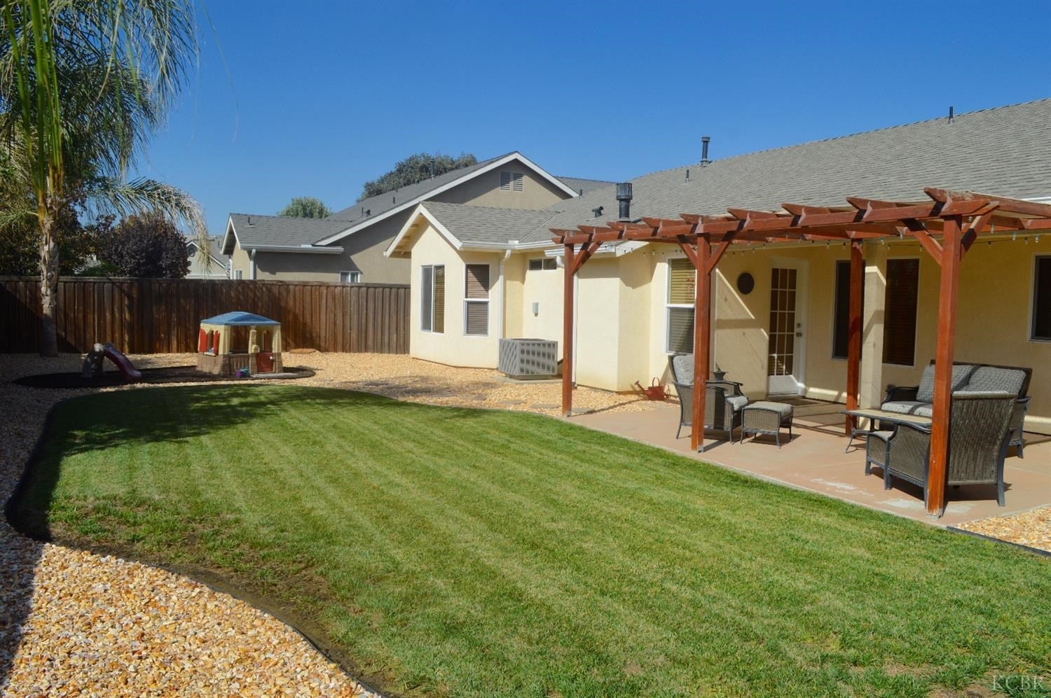 965 Privilege Way Lemoore, CA 93245 - Photo 6 of 10 Gallery Image 6